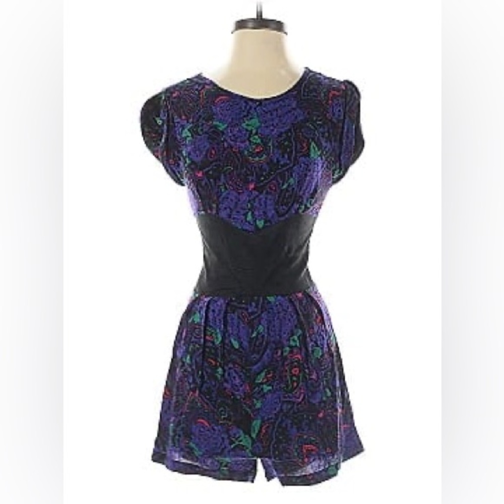 Urban Outfitters Silence + Noise Paisley Purple Hippie Boho Romper Playsuit L